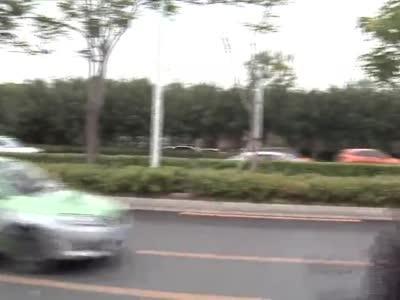 民生|今晨，郑州一绿化工捡垃圾时 不幸被撞身亡